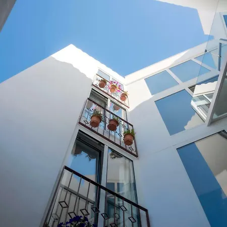 Noualt Hotel 3*